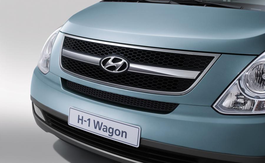  Hyundai H1 2008 года  (фото 35 из 39)